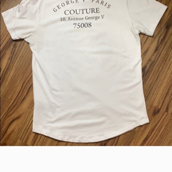 Avenue Georgia V Paris Luxury Tiger T Shirt Men has some staining - Picture 9 of 10